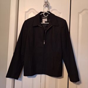 Vintage Sag Harbor 100% Pure Wool Zip Up Blazer.